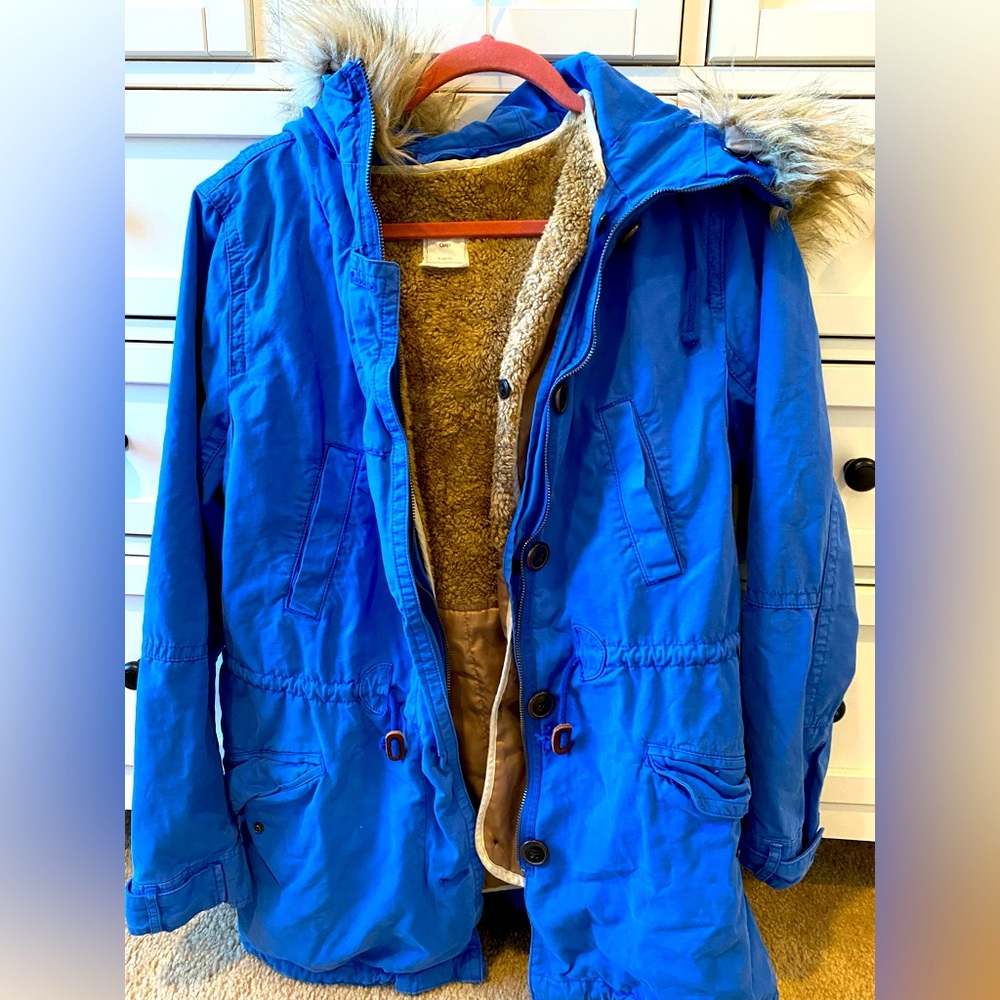 GAP cobalt blue parka. Excellent condition. Lightly worn. Size Large